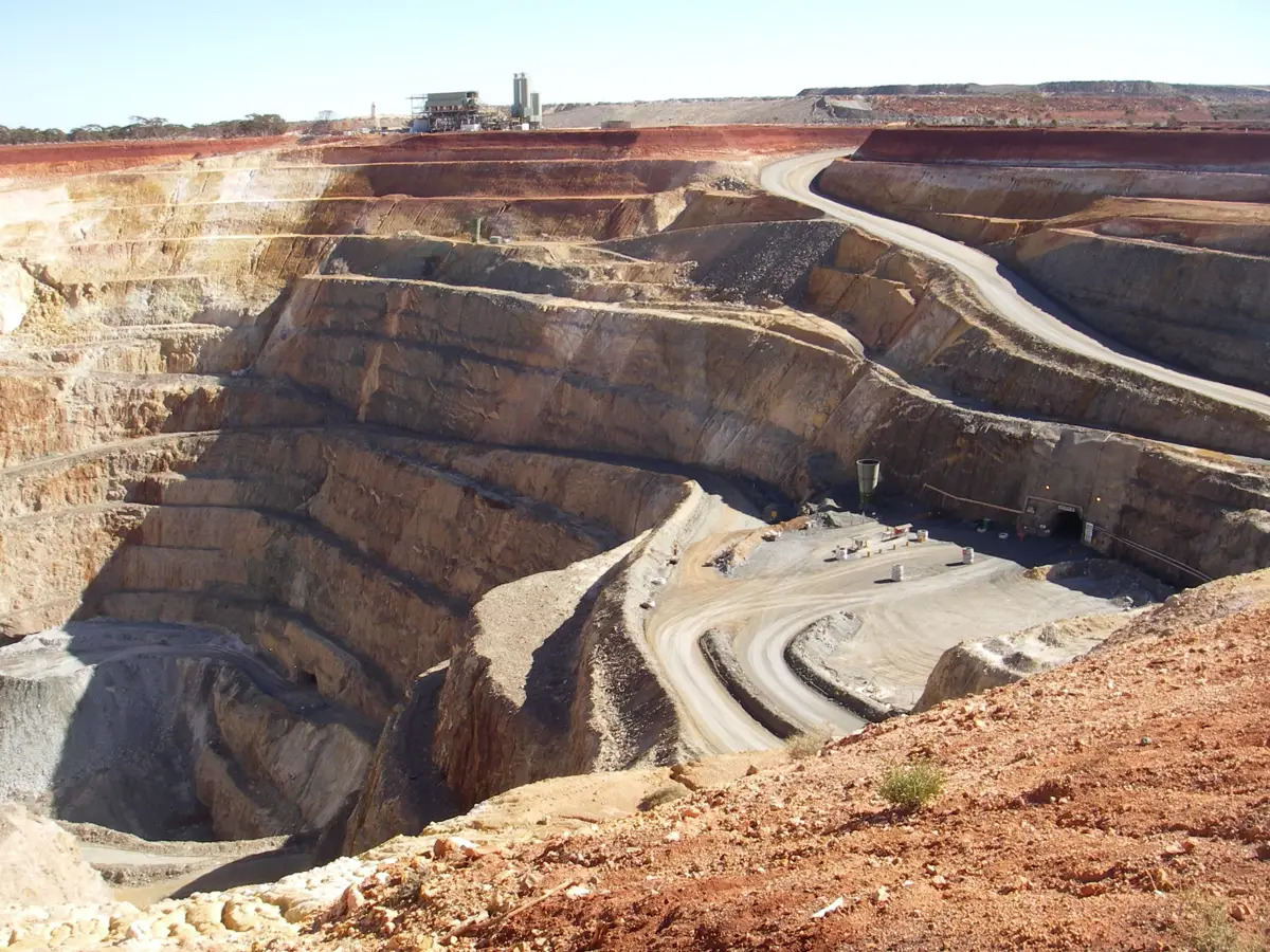 Mining operations and teams
